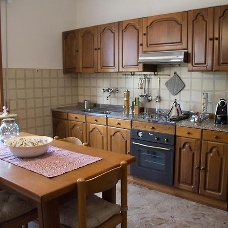 La Casa Di Lory Appartement Vinci Buitenkant foto