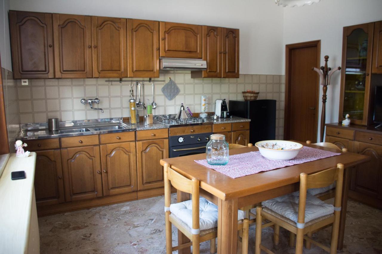 La Casa Di Lory Appartement Vinci Buitenkant foto