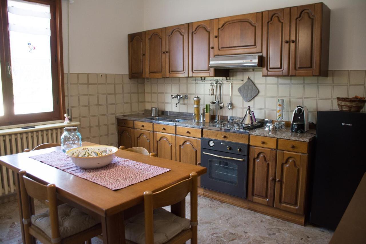 La Casa Di Lory Appartement Vinci Buitenkant foto